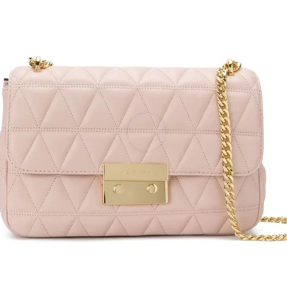 MICHAEL KORS
Sloan Large Pink Shoulder Bag - Picture 4 of 17